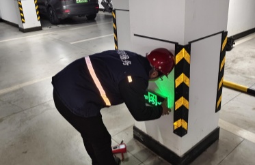 疏散指示标志维修